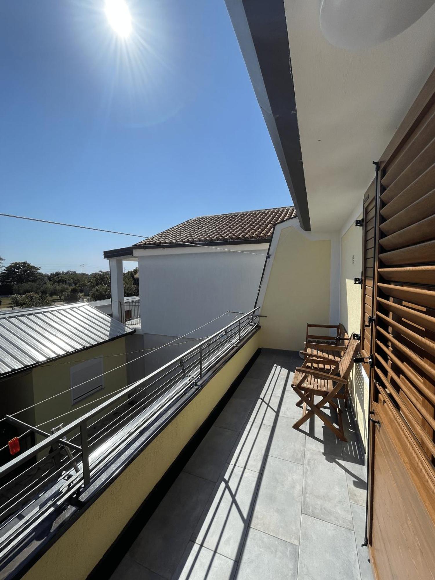 Apartments Krnjic อูมัค ภายนอก รูปภาพ