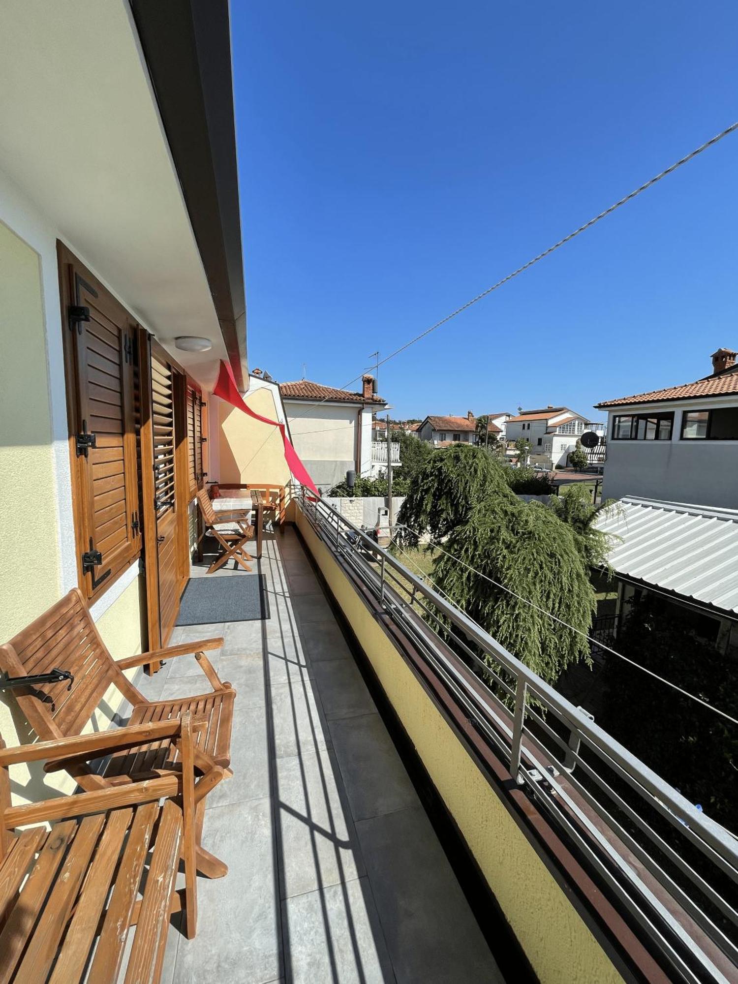 Apartments Krnjic อูมัค ภายนอก รูปภาพ